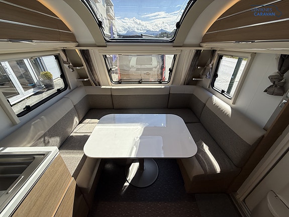 Adria Adora 613UT 9 of 30