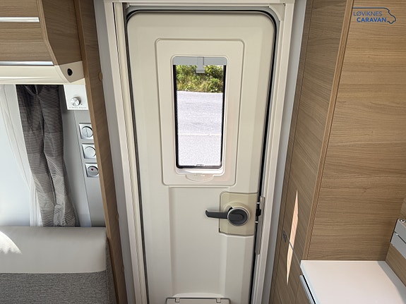 Adria Adora 613UT 15 of 30