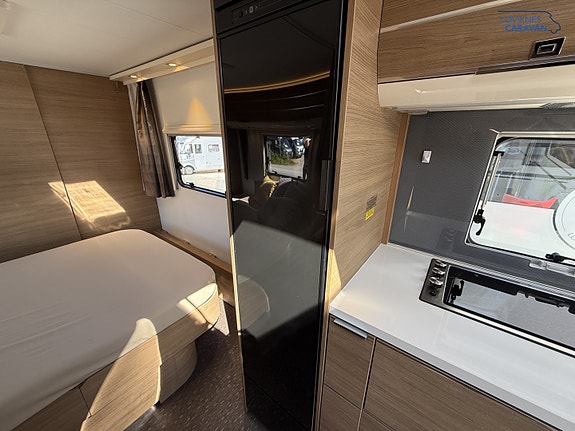 Adria Adora 613UT 26 of 30