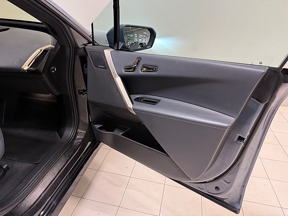 BMW iX 22 of 30
