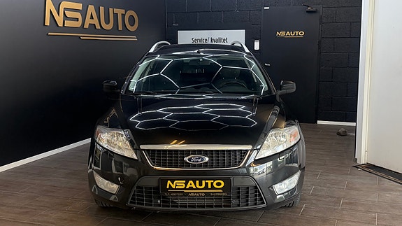 Ford Mondeo 2 of 30