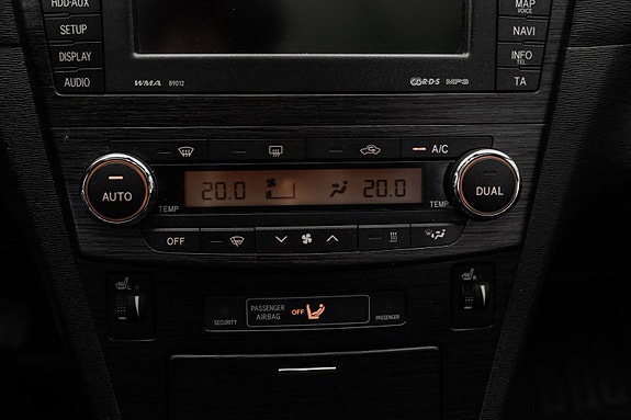 Toyota Avensis 26 of 28