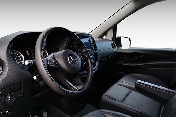 Mercedes-Benz Vito 11 of 20