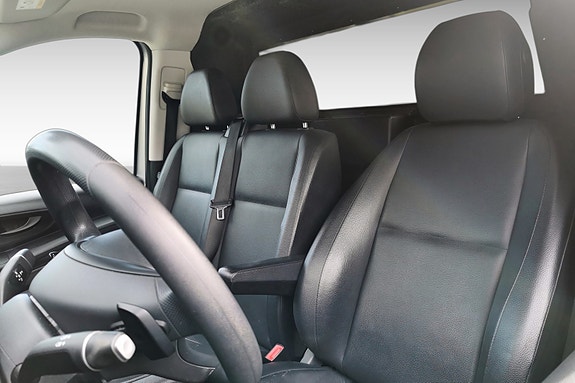 Mercedes-Benz Vito 12 of 20