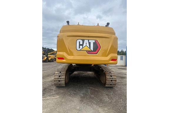Cat 352 16 of 30