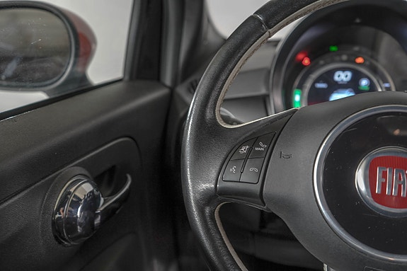 Fiat 500e 12 of 16