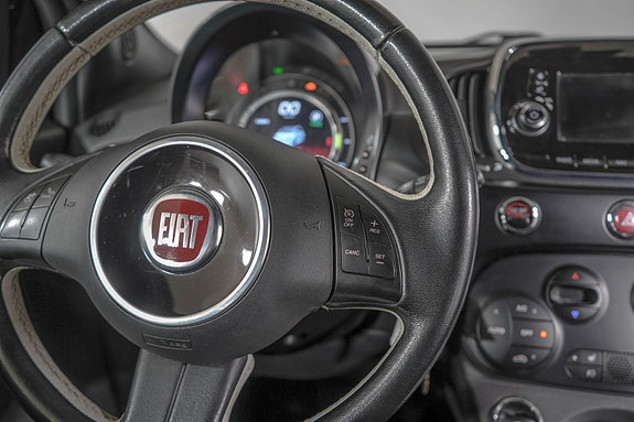 Fiat 500e 11 of 16