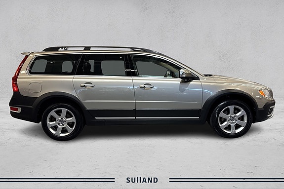 Volvo XC70 6 of 28
