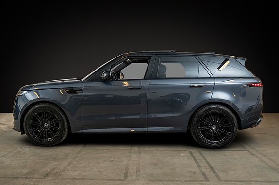 Land Rover Range Rover Sport 5 of 28