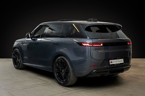 Land Rover Range Rover Sport 7 of 28