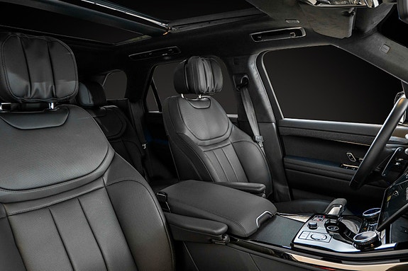 Land Rover Range Rover Sport 27 of 28