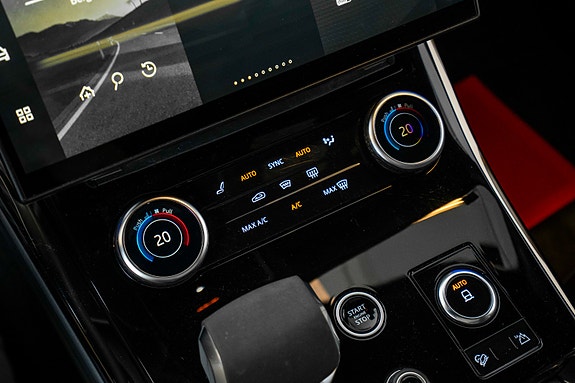 Land Rover Range Rover Sport 18 of 28