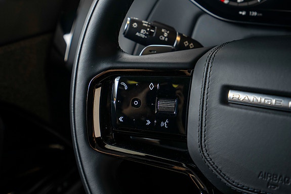 Land Rover Range Rover Sport 14 of 28