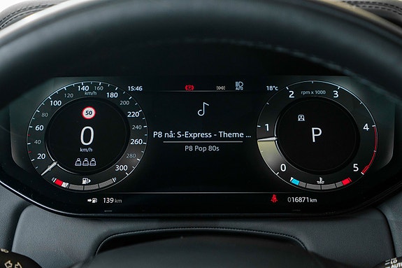 Land Rover Range Rover Sport 13 of 28