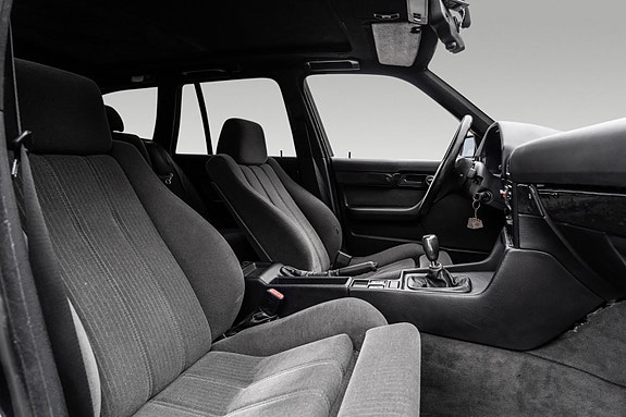 BMW 525i 17 of 30