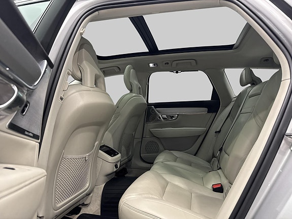 Volvo V90 15 of 30