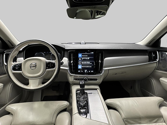 Volvo V90 17 of 30
