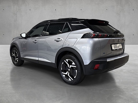 Peugeot e-2008 6 of 18