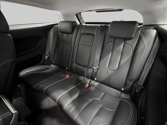Land Rover Range Rover Evoque 13 of 27