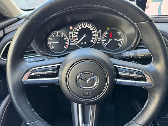Mazda CX-30 16 of 24