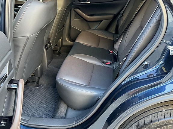 Mazda CX-30 10 of 24