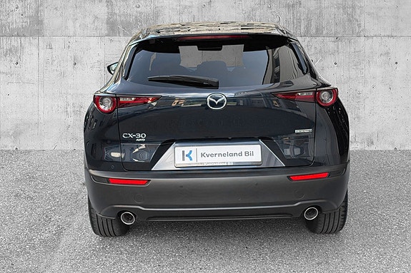 Mazda CX-30 4 of 24