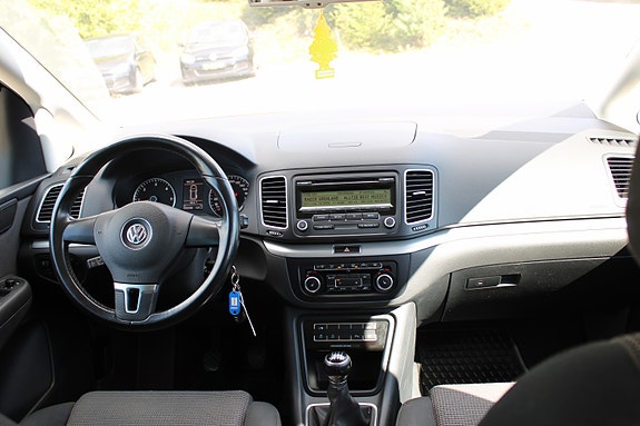 Volkswagen Sharan 23 of 30