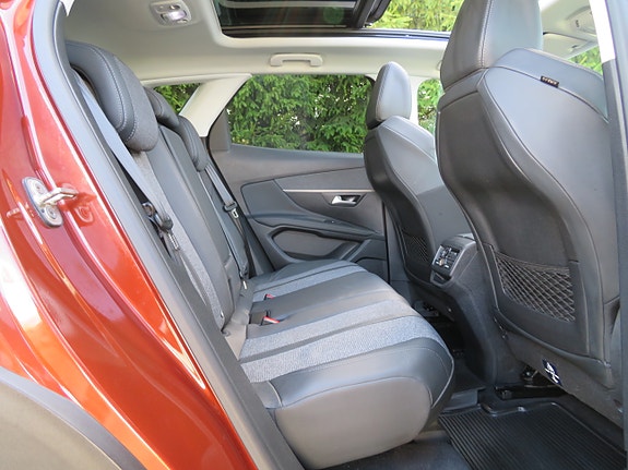 Peugeot 3008 21 of 30