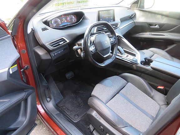 Peugeot 3008 25 of 30