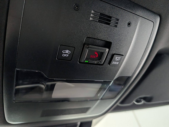 Lexus UX300e 29 of 29