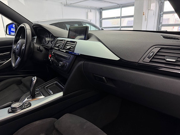 BMW 316i 17 of 30