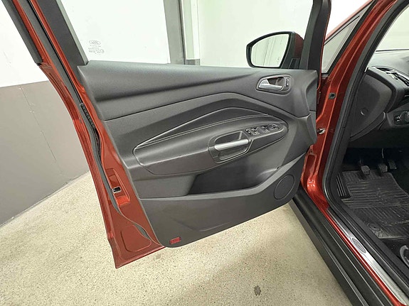 Ford Grand C-MAX 11 of 30