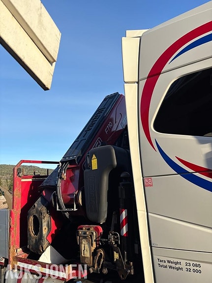Volvo FH 5 of 10
