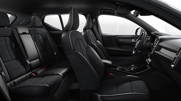 Volvo XC40 9 of 11
