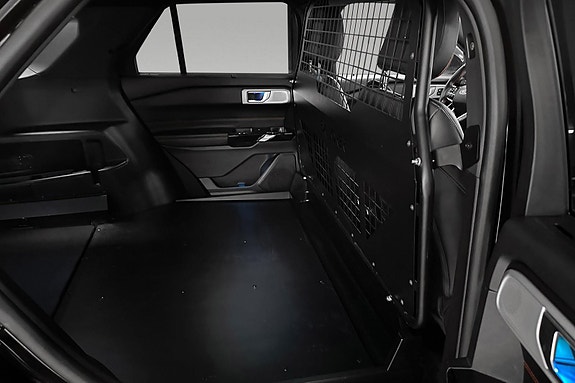Ford Explorer 14 of 23