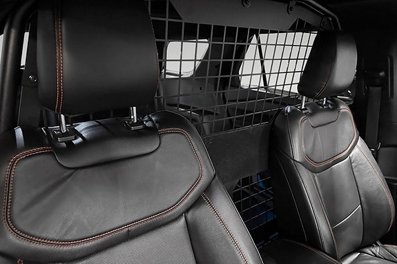 Ford Explorer 6 of 23