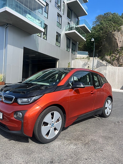 BMW i3 2 of 16