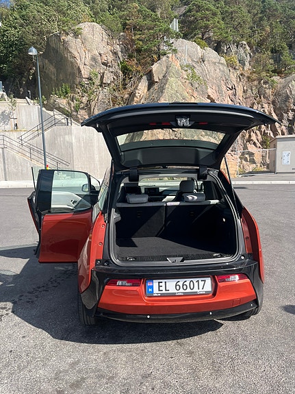 BMW i3 10 of 16