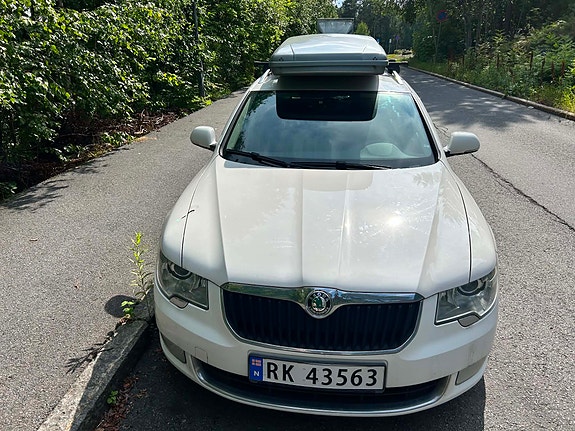 Skoda Superb 4 of 14