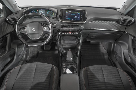 Peugeot e-2008 11 of 20