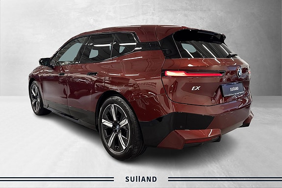 BMW iX 3 of 30