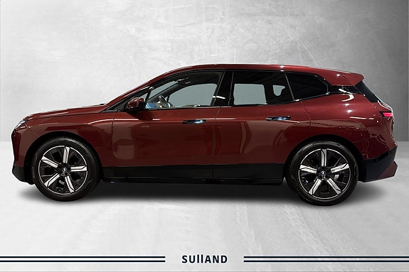 BMW iX 2 of 30