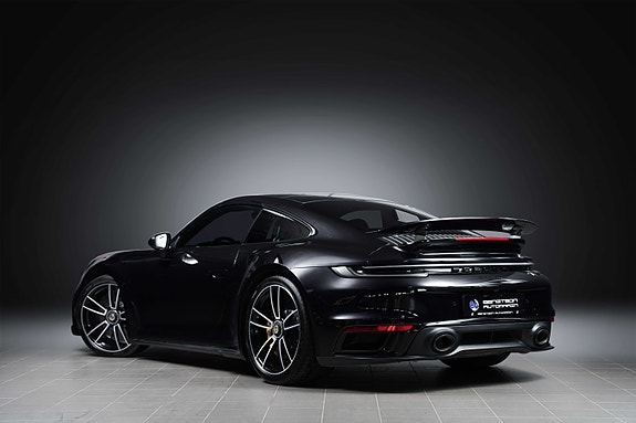 Porsche 911 Turbo S 4 of 30