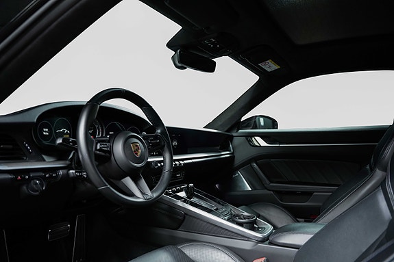 Porsche 911 Turbo S 14 of 30