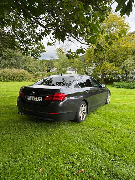 BMW 520d 3 of 13