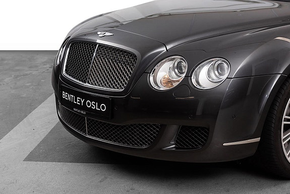 Bentley Continental GTC 10 of 30