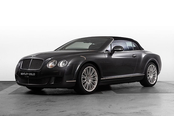 Bentley Continental GTC 14 of 30