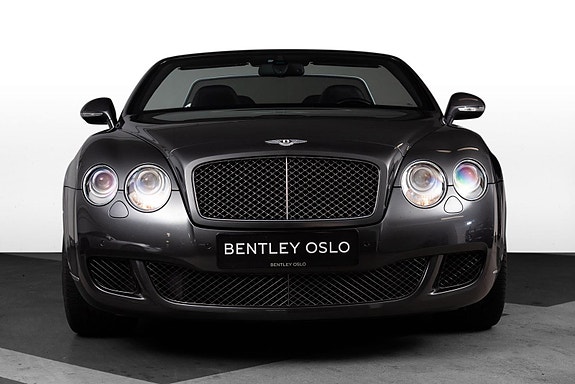 Bentley Continental GTC 11 of 30