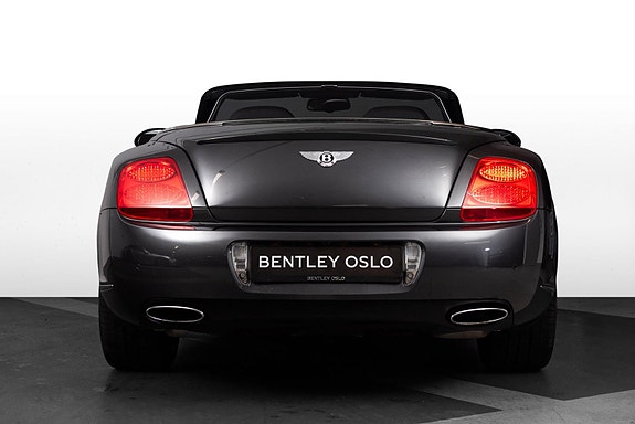 Bentley Continental GTC 16 of 30