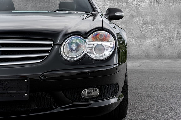 Mercedes-Benz SL55 8 of 30